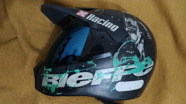 Capacete
