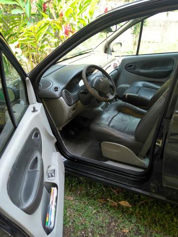 Renault Scenic 1.6 RXE - Foto 7
