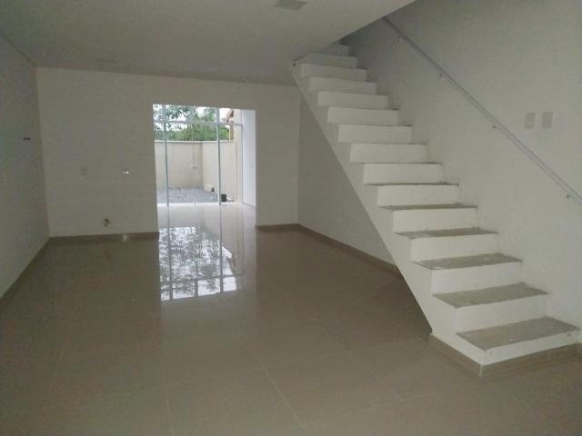 Sobrado Geminado com 2 Quartos e 1 Suite Vila Nova - Foto 2