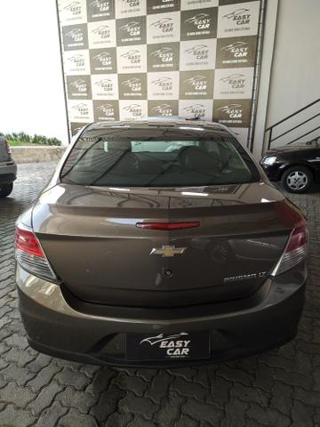 Prisma 1.0 lt 2014 novíssimo - Foto 5