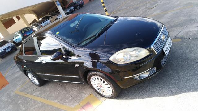 Troco Línea 2009 por carro mais novo - pago a diferença a vista