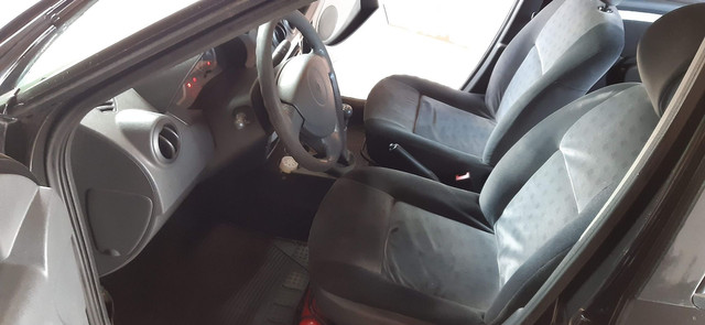 Vendo ou troco logan 1.6 8v completo - Foto 10