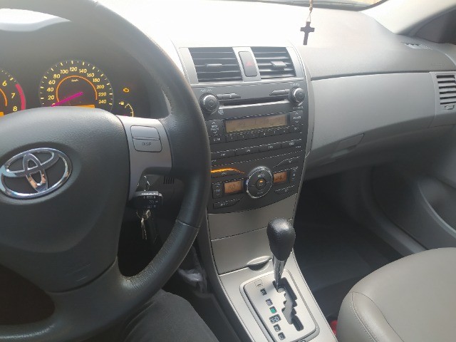COROLLA XEI 1.8 2010