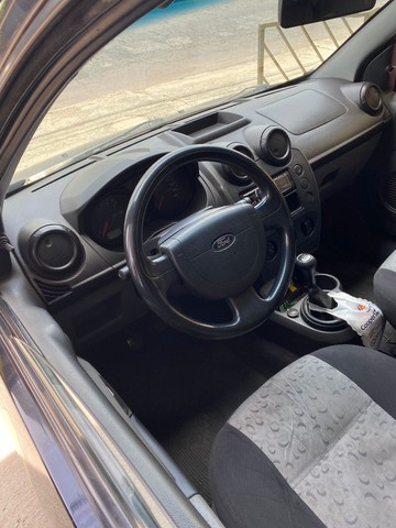 Ford Fiesta 1.0 - Foto 5