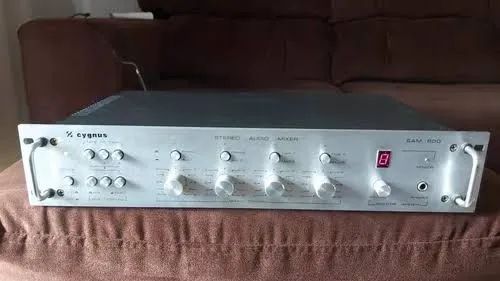 Mixer cygnus Sam 800 perfeito e com alças - Foto 2