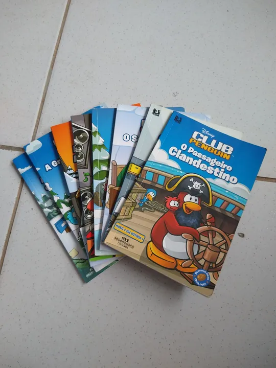 Club Penguin Monte A Sua História Coleção Completa