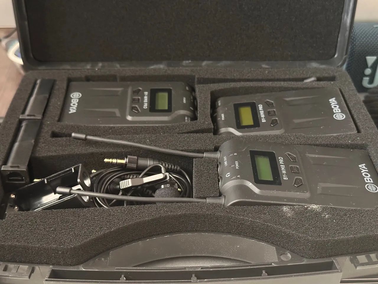 Kit de Microfone Sem Fio BY-WM8 PRO