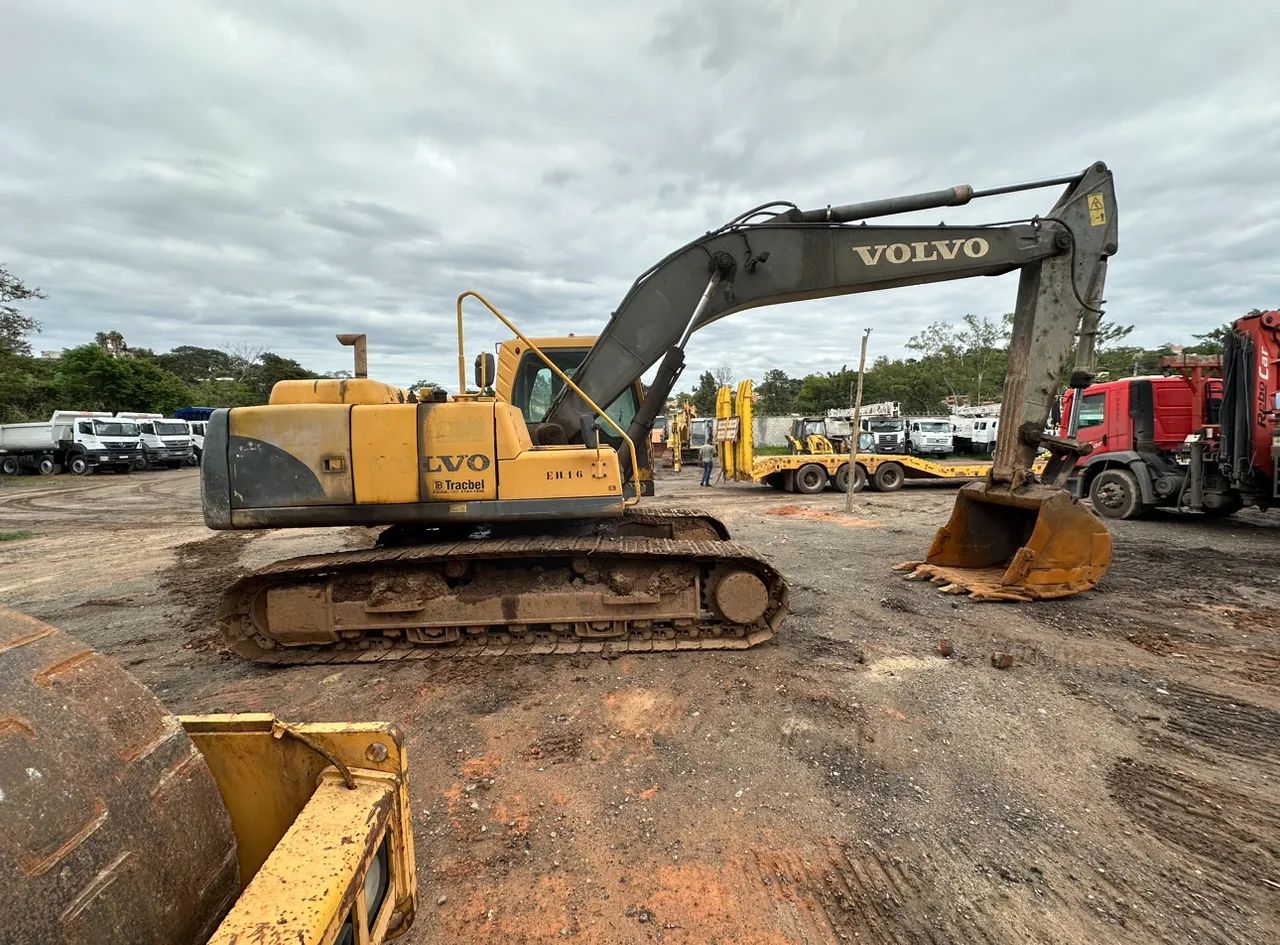 Escavadeira Volvo EC210 2009  - Foto 4