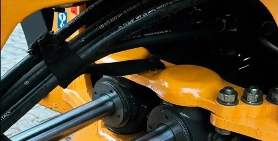 Retroescavadeira Case 580n 2022 4x4 - Foto 5