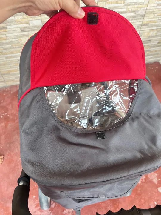 Carrinho de Bebê Apollo Grafite Vermelho - Foto 4