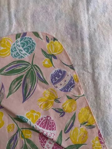 Toalha Mesa Páscoa 1.80x1.30, impermeável, importada. - Foto 3