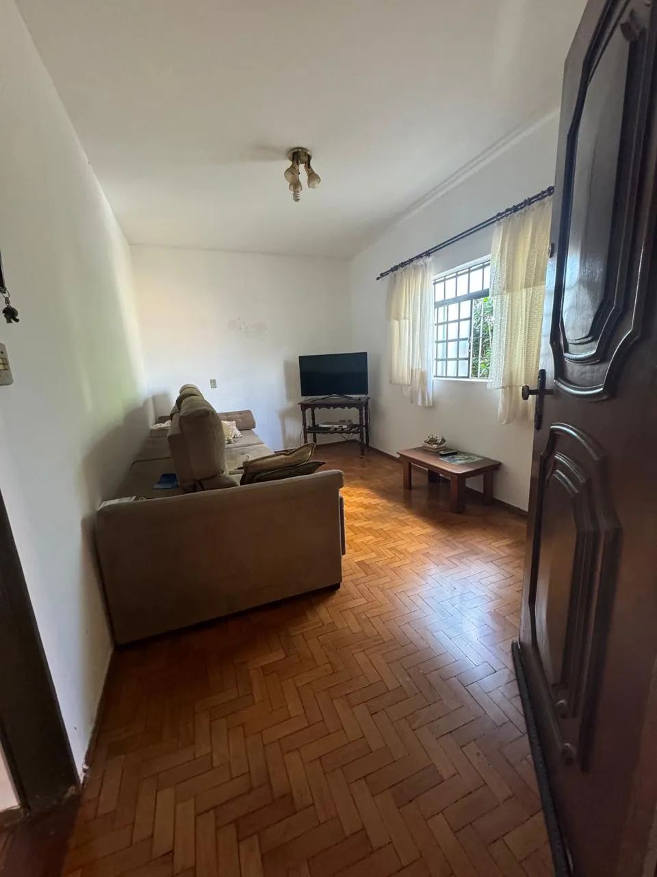 Casa à venda135m², 3 quartos, 02 banheiros, 02 vagas de garagem - Vila Santa Rita - Franca - Foto 2