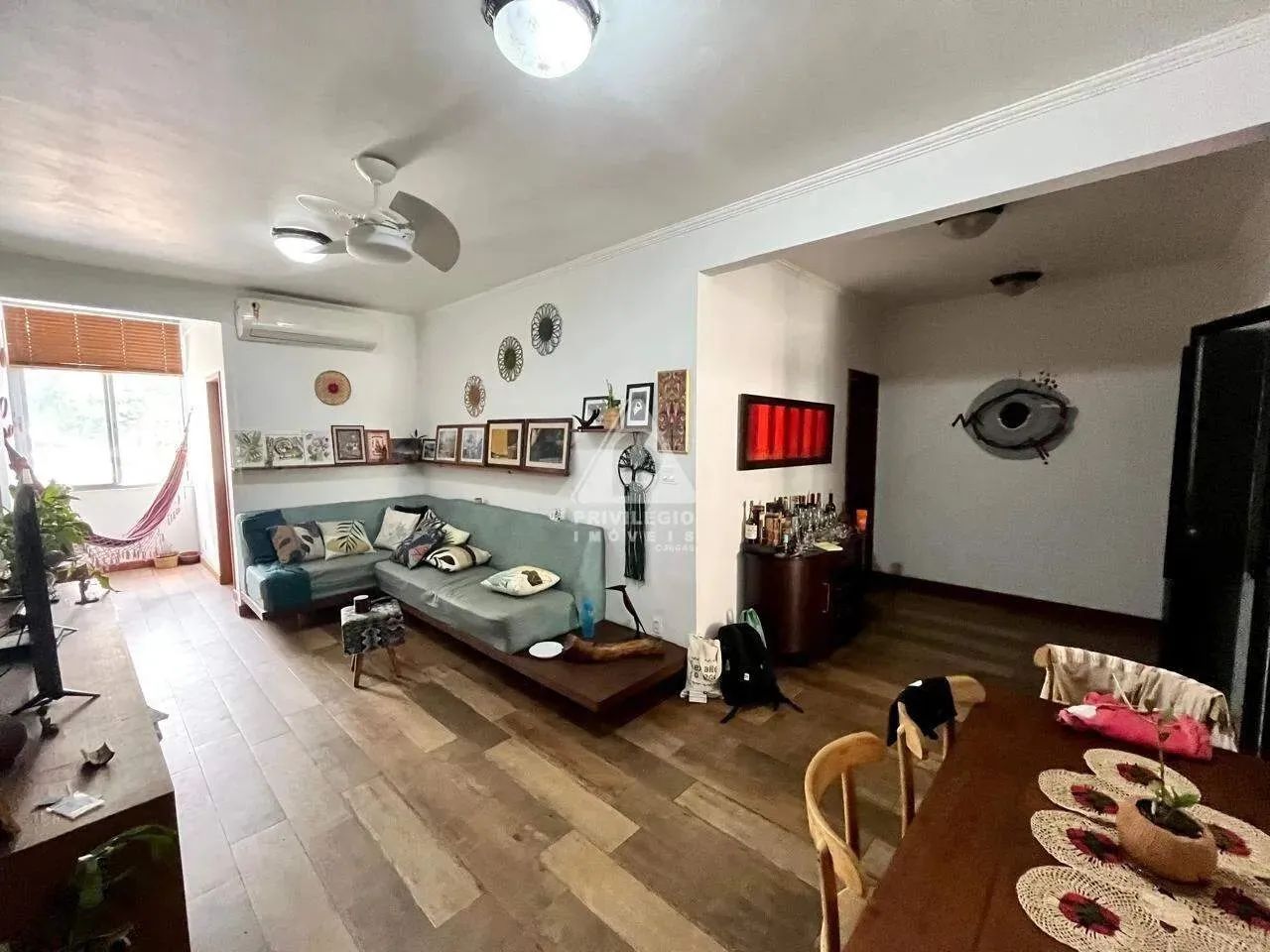 Apartamento à venda, 2 quartos, dependência completa - Catete
