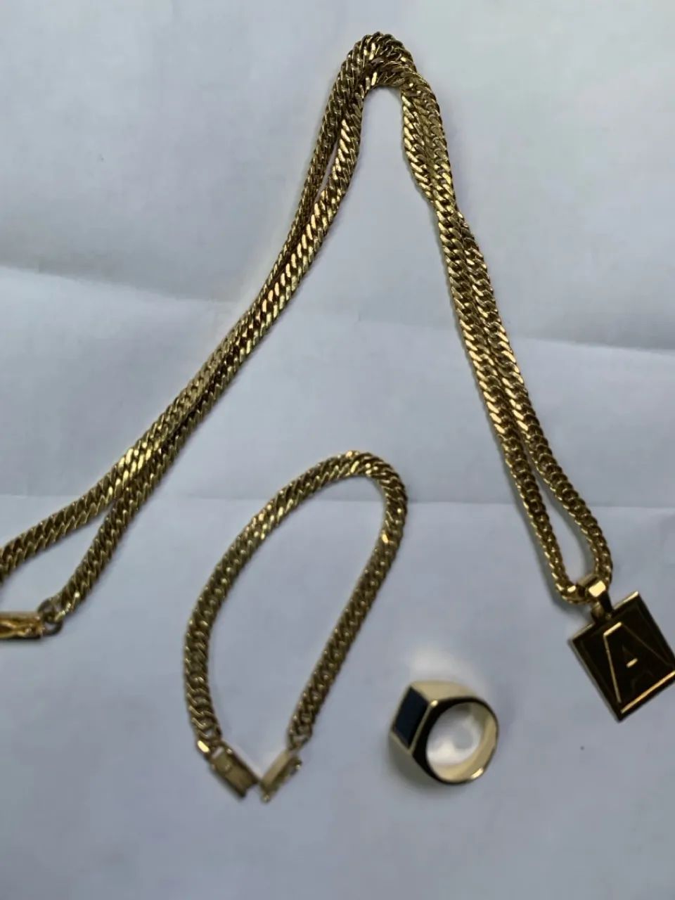 Vendo corrente, pulseira e anel banhado a ouro 18.  Relógio invicta original dos usa.  - Foto 3