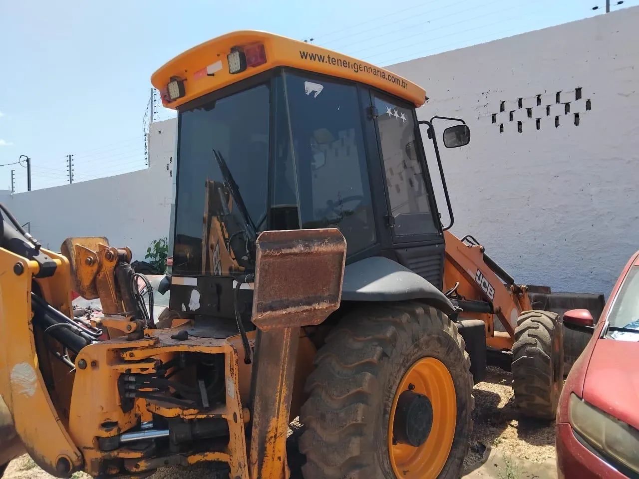Retroescavadeira JCB 3C - Foto 6