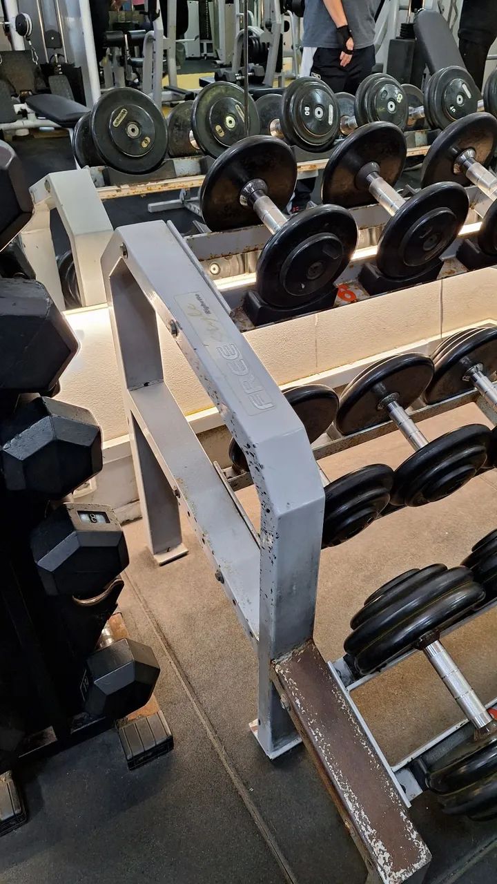 Aparelho de Musculação Solution - Foto 6