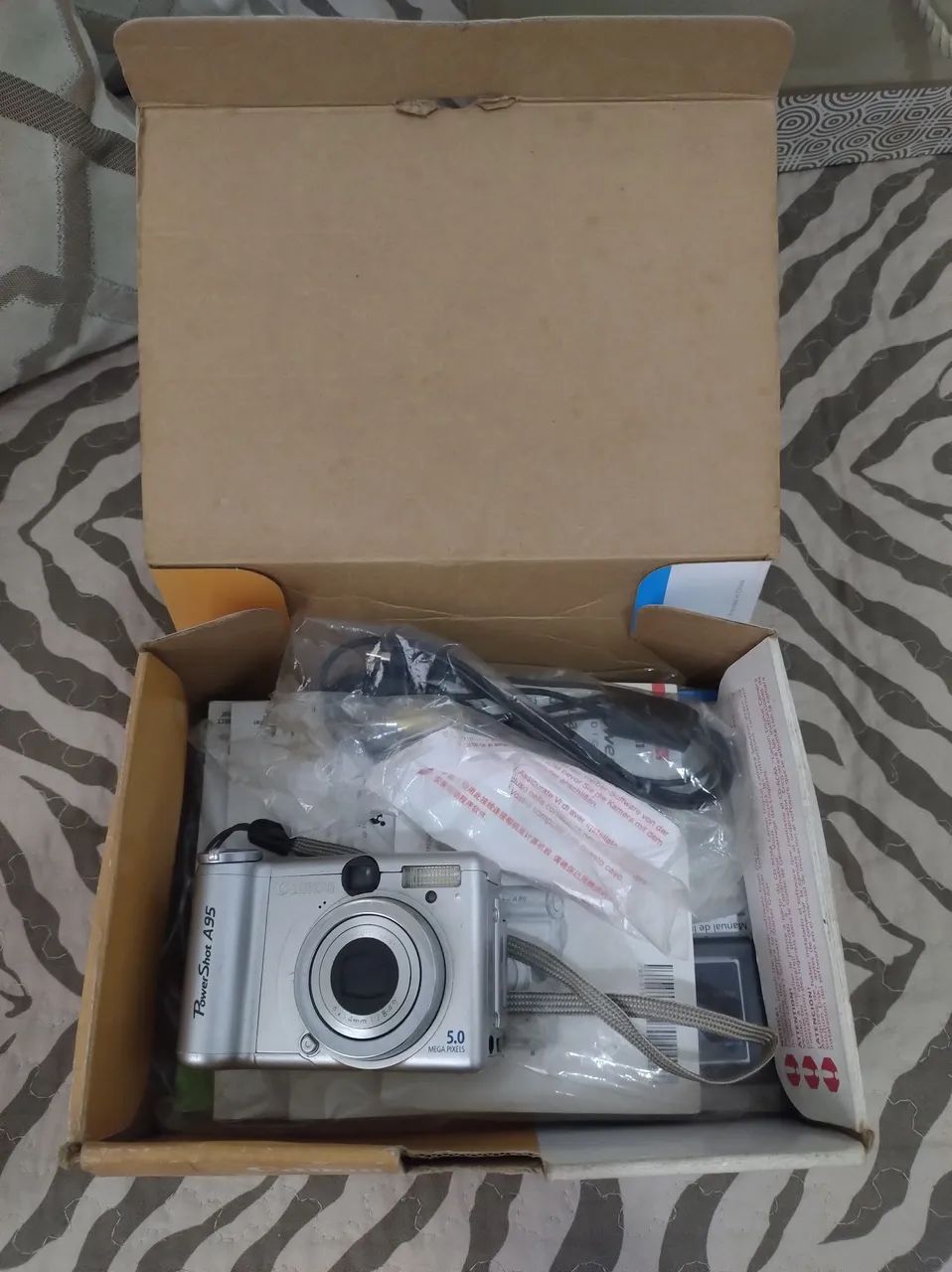 Câmera Digital Canon PowerShot A95 5.0MP - Foto 3