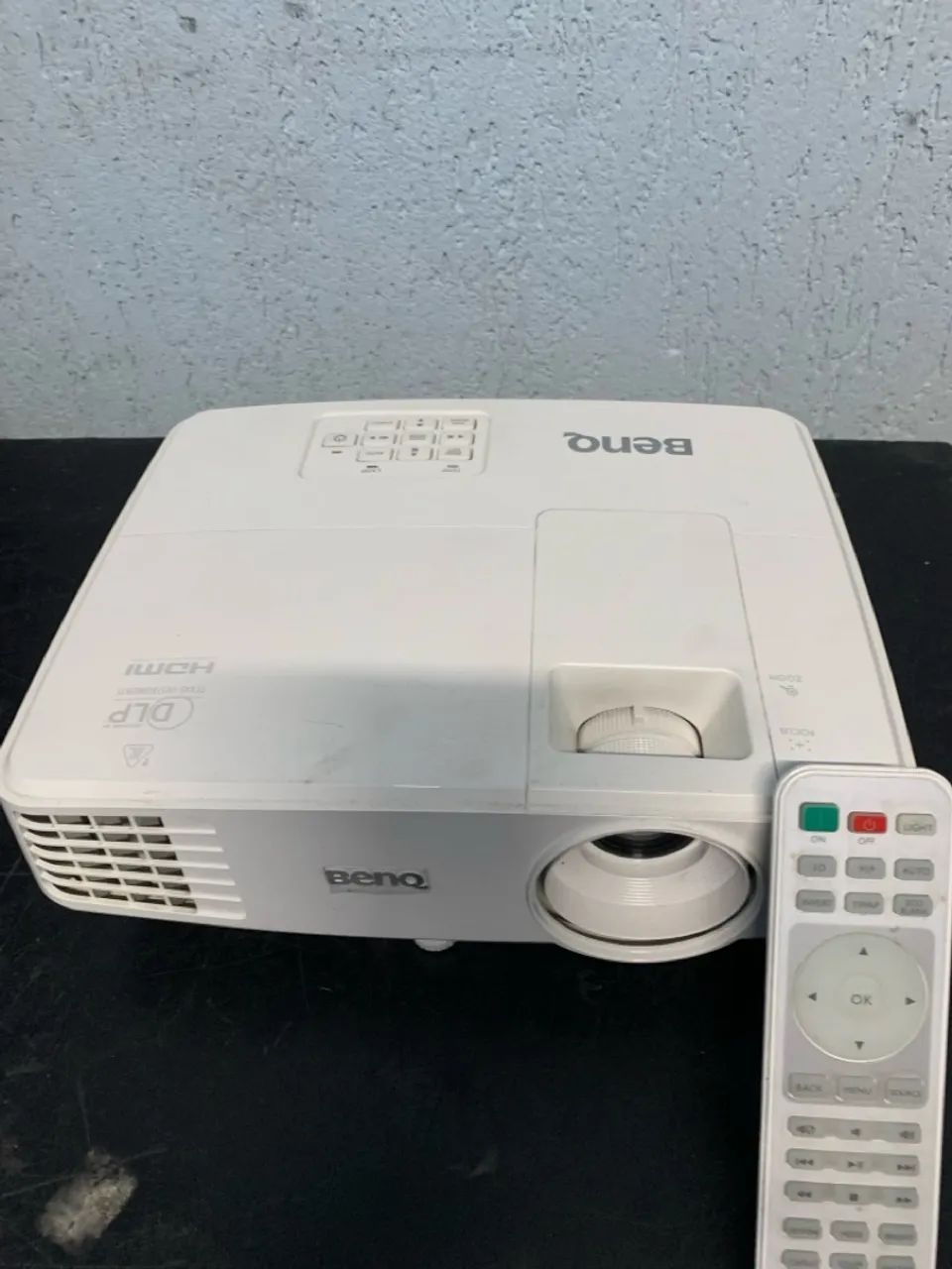Projetor Benq - Alta Qualidade de Imagem