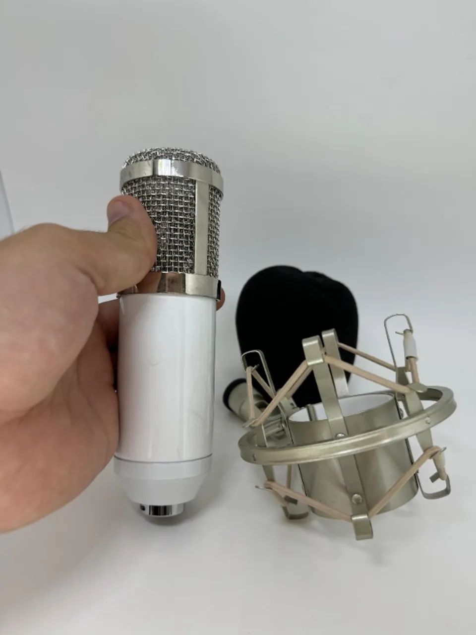 Microfone Condensador BM-800 com Shock Mount + Capa de Espuma - Excelente Estado - Foto 2