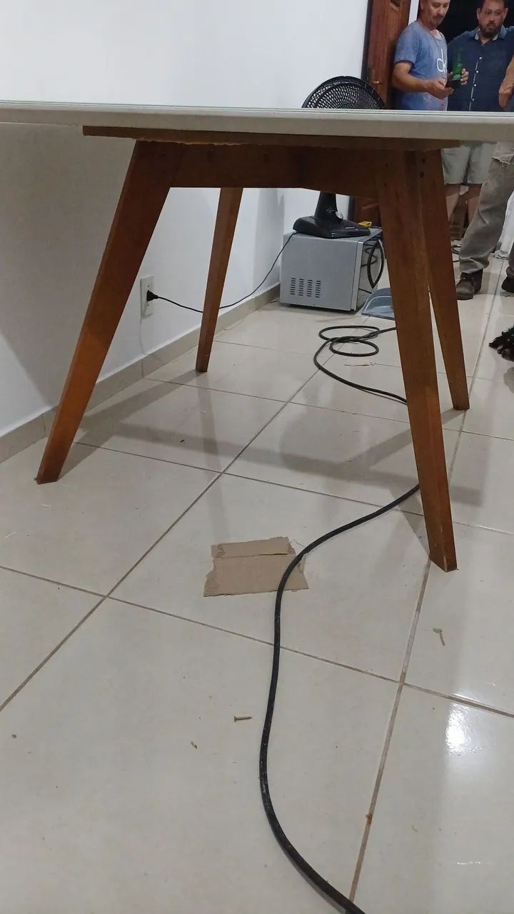 Mesa com tampo de vidro64960527230082123