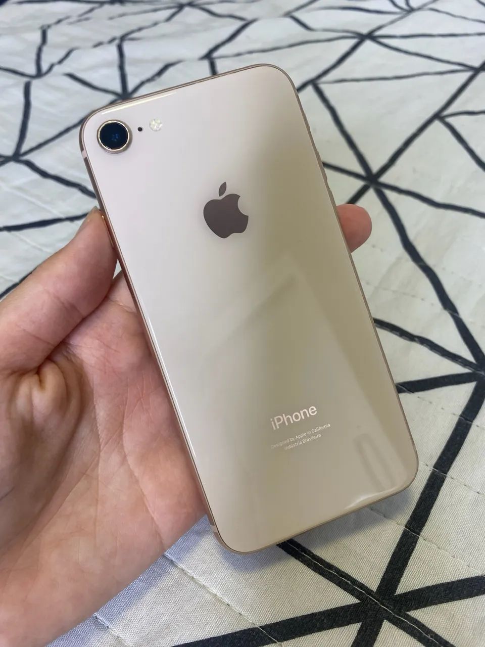 iPhone 8 - 64GB - Funcionando / Usado - Celulares e Smartphones