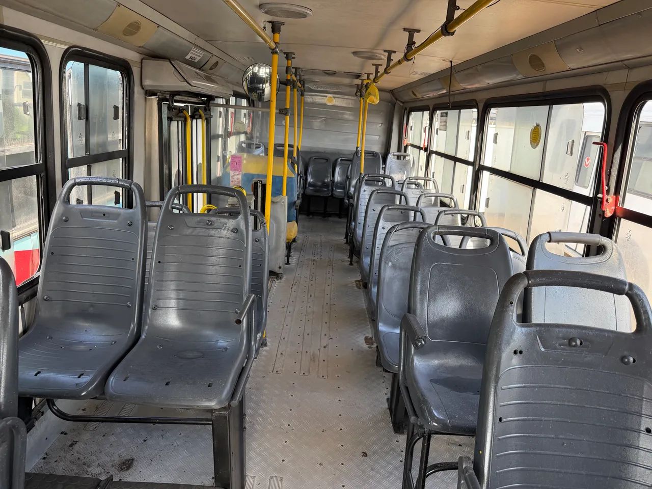 Ônibus Micrão Mercedes 2012 - Foto 4