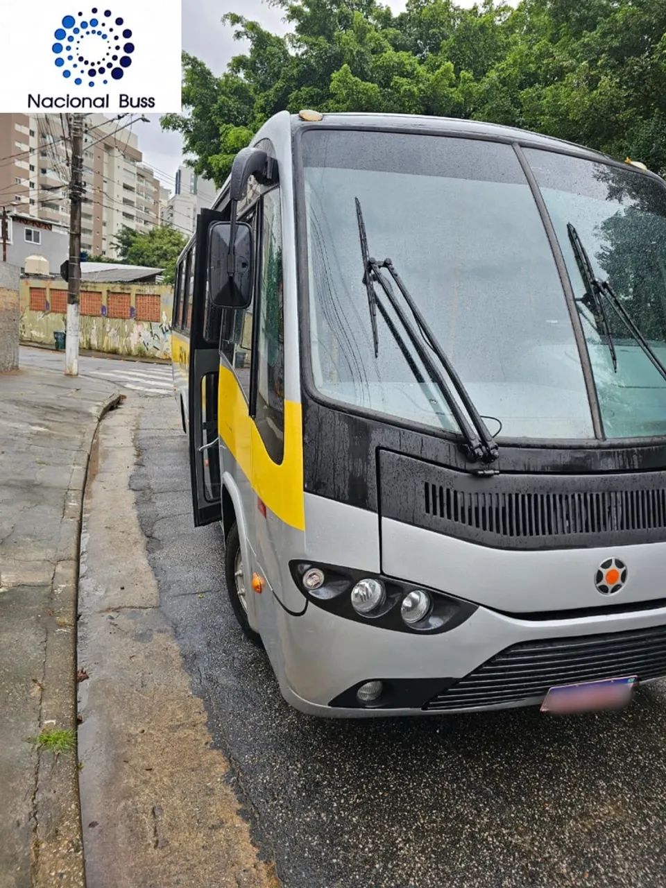 2013 - Marcopolo Senior 32 Lugares Com Ar Condicionado
