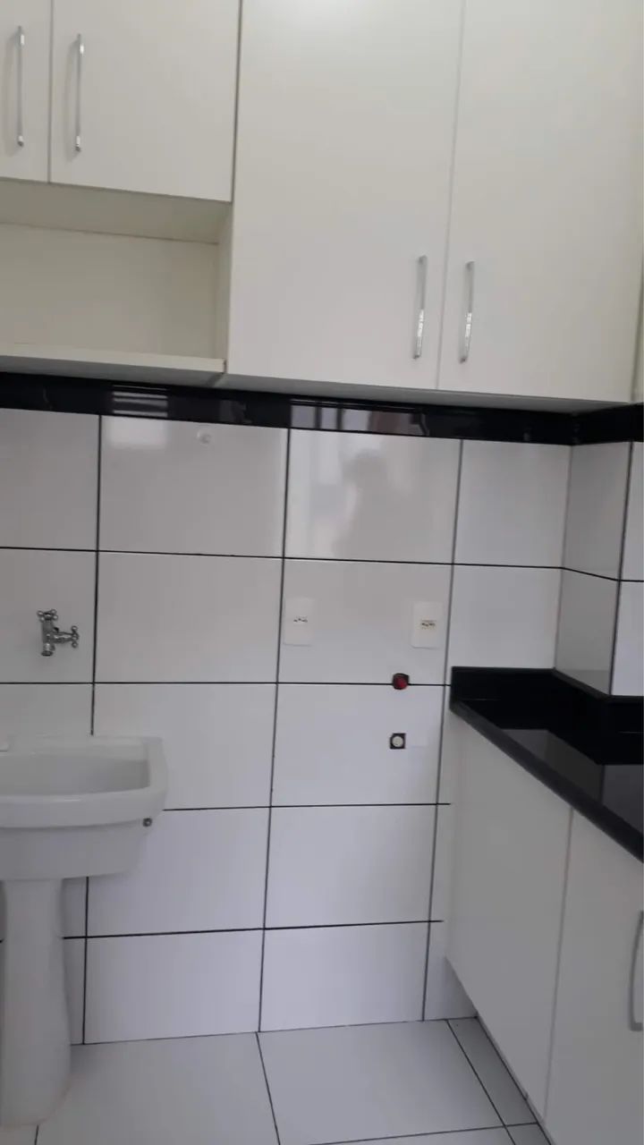 Apartamento reformado 2 quartos no centro  - Foto 4