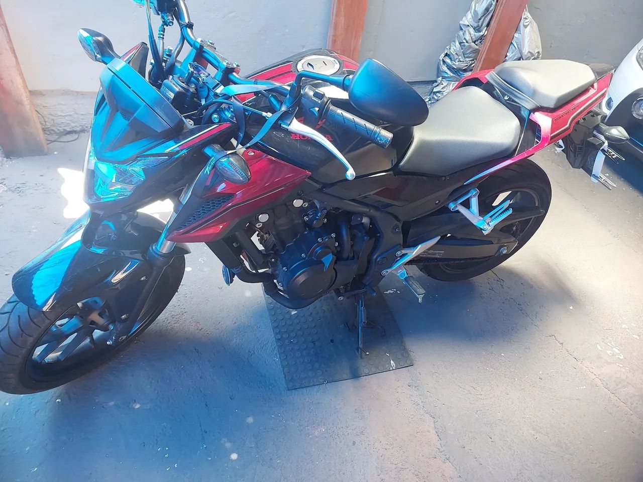 Moto Honda CB 500f - Preta com Vermelha - Foto 5