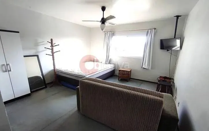Kitnet com 1 quarto aluguel a 200 metros da Praia - Centro - Cabo Frio/RJ