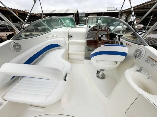 Lancha Bayliner 280 -  Ano 2007 - Mercruiser 5.7 - 300Hp - Foto 7