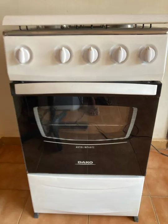 Fogão 4 Bocas com Forno - DAKO - Autolimpante