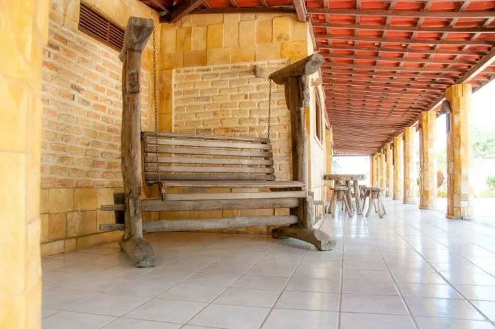 ALUGA-SE Chácara com 10.000m², Casa Mobiliada, Piscinas, Salão e Área de Lazer Completa - Foto 9