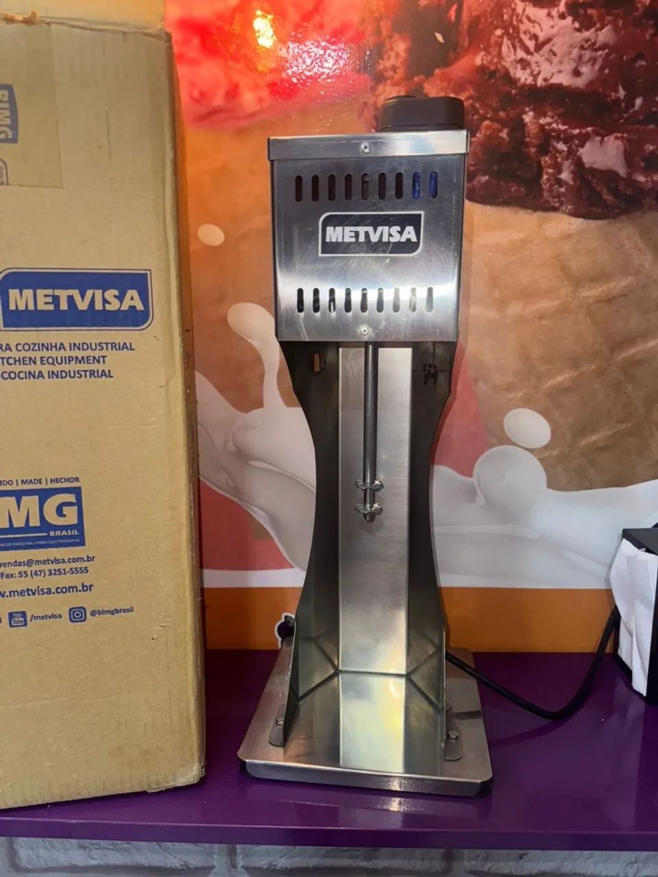 Batedor de milk shake nervosa