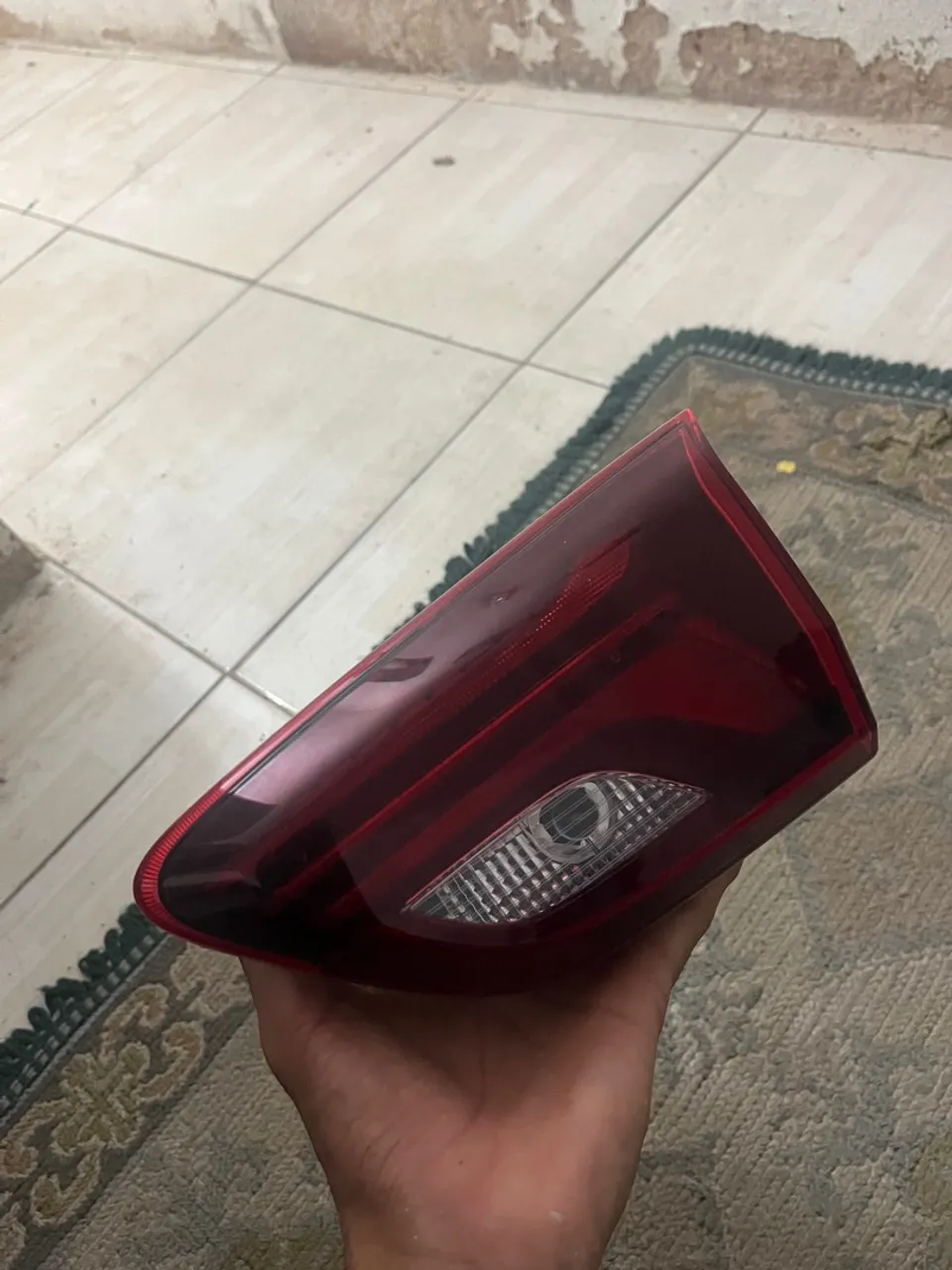 Lanterna traseira automotiva