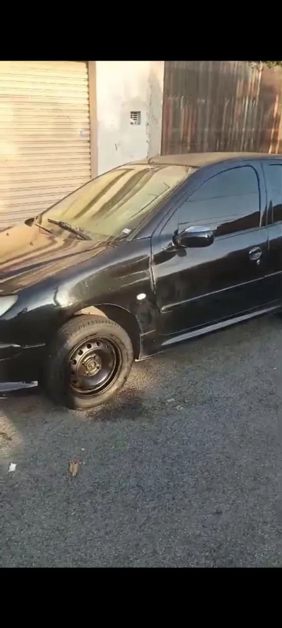Vendo Peugeot 206 ano 2002 - Foto 2