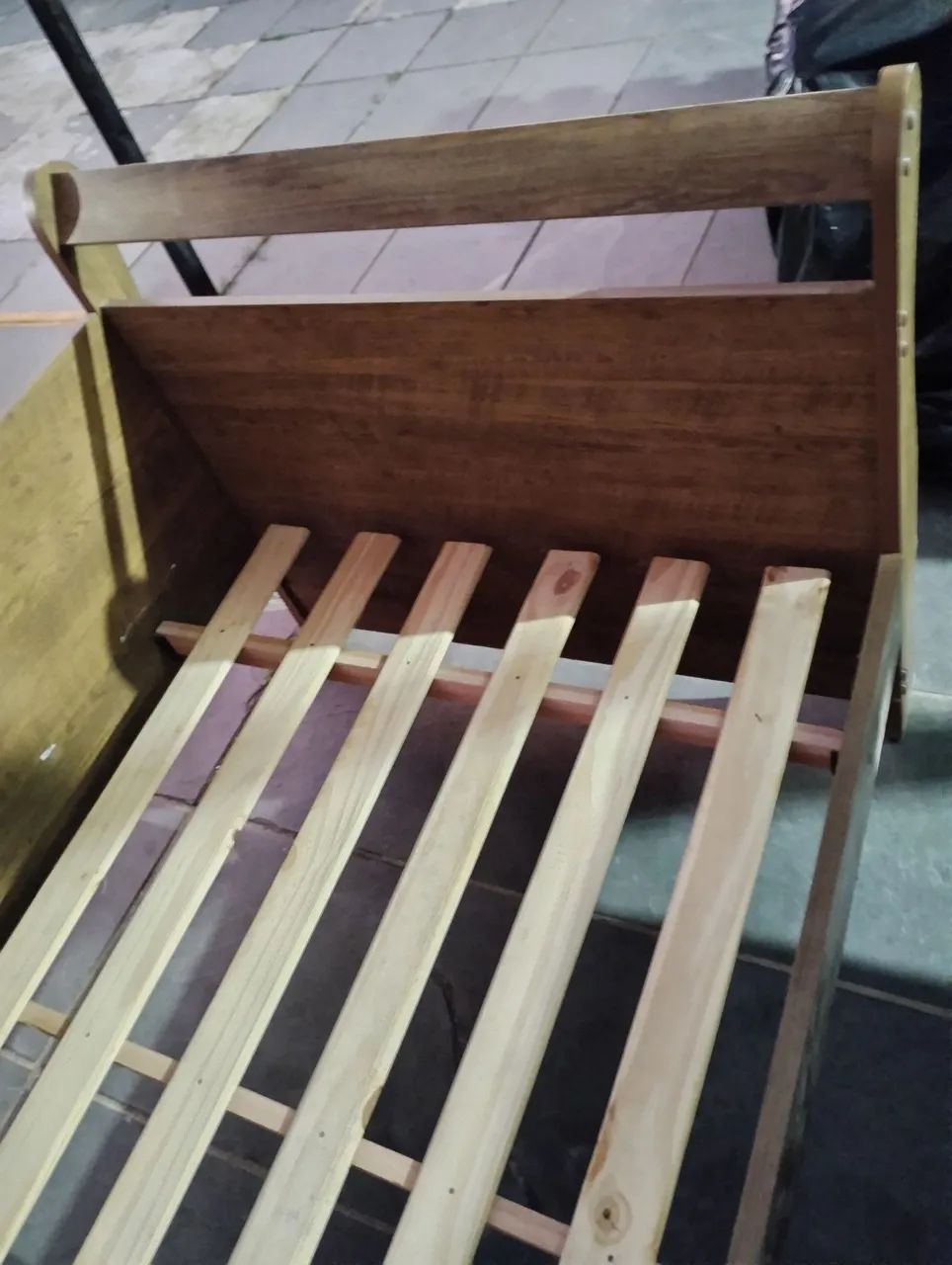 Cama de madeira com estrado SOLTEIRO  - Foto 4