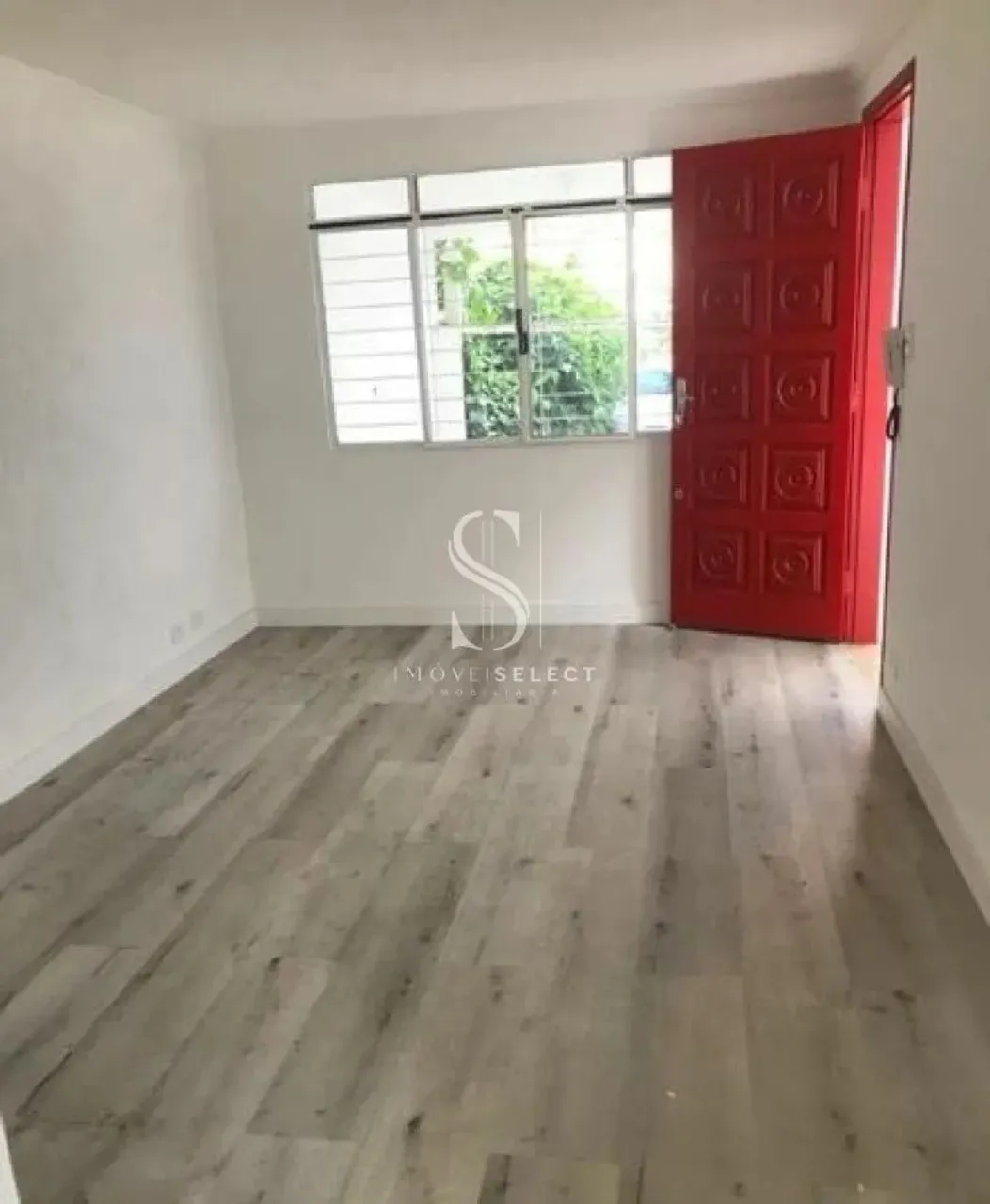 Vila Olímpia, Casa Térrea Residencial de 140m² com 3 dormitórios, 2 vagas.