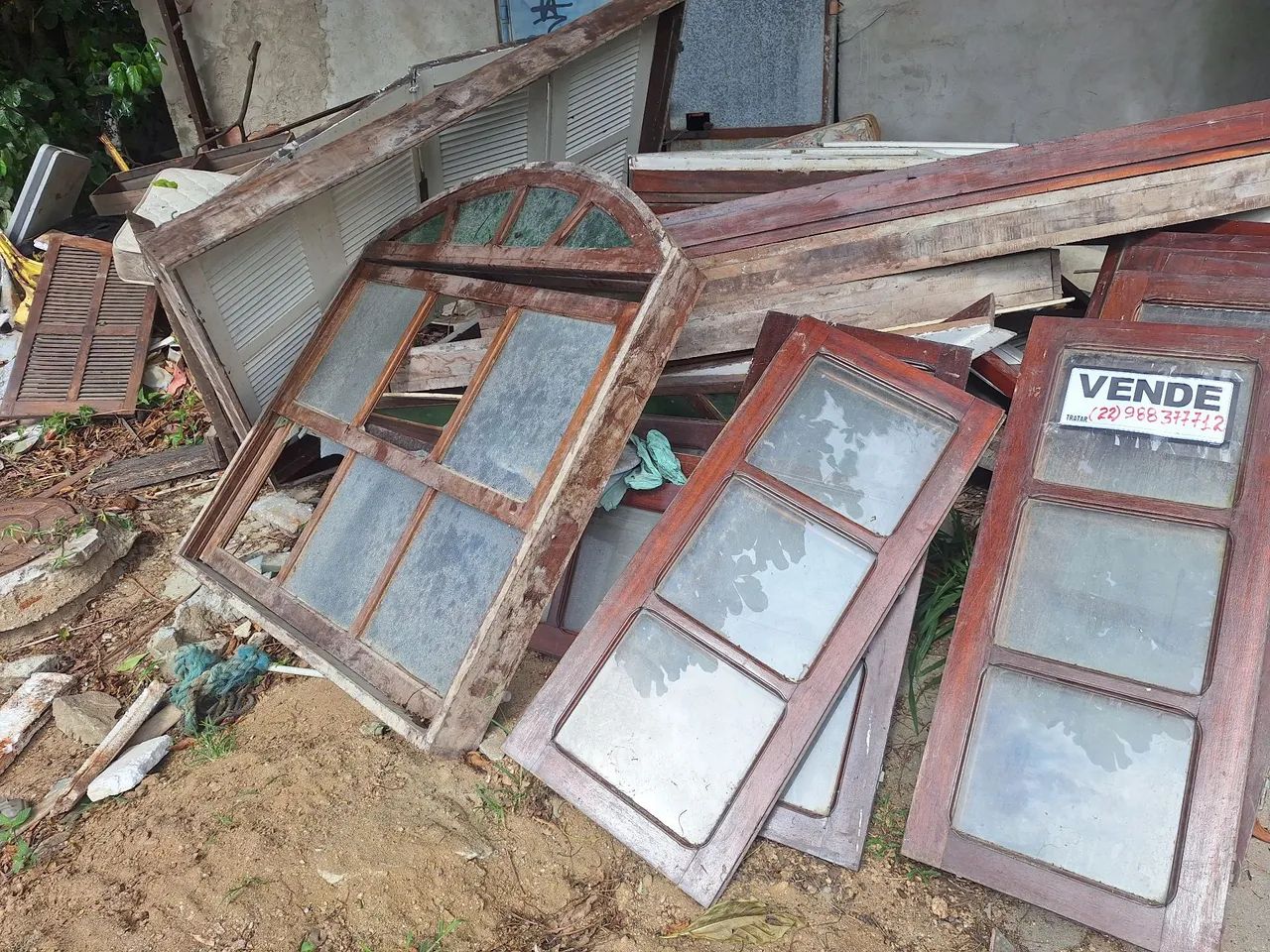 3 Portas  5 janelas  colonial