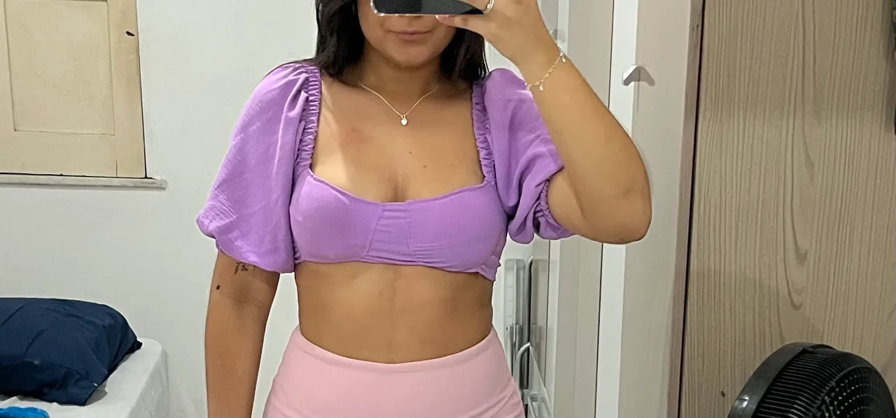 Top Roxo com Manga Bufante