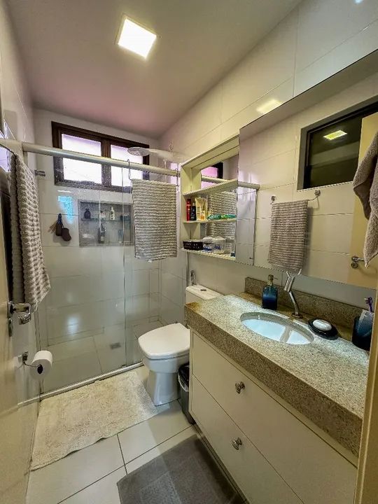 Apartamento com vista para o mar em prédio moderno - Foto 9