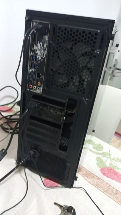 Pc gamer ryzen 7 3700x placa RTX 3050 8gb e mesa gamer com RGB  - Foto 3