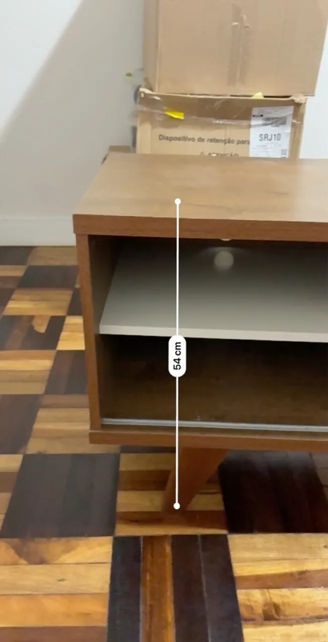 Rack de TV com Prateleira - Design Moderno