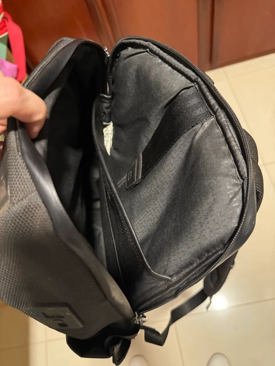 MOCHILA PORSCHE DESIGN NYLON PRETO  - Foto 4