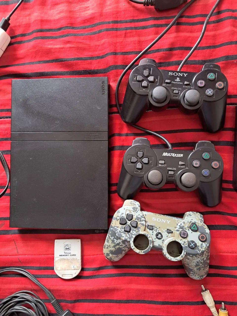 PS2 com combo de jogos
