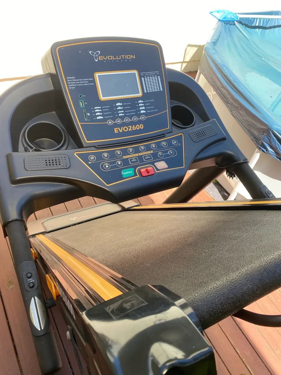 Esteira evolution elevevacao automática torrando