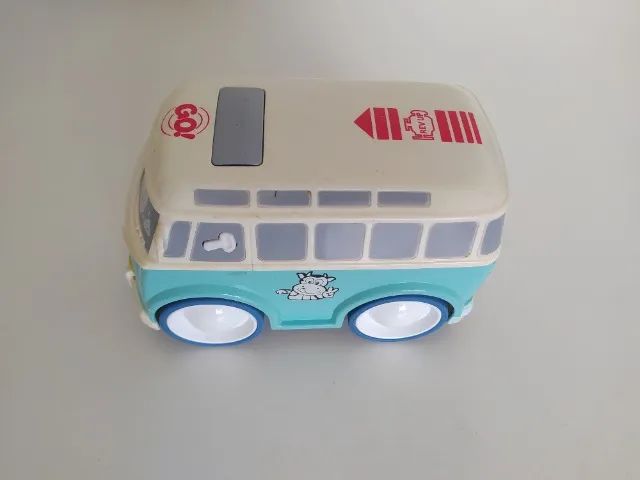 Kombi Aperte e Ela sai em disparada