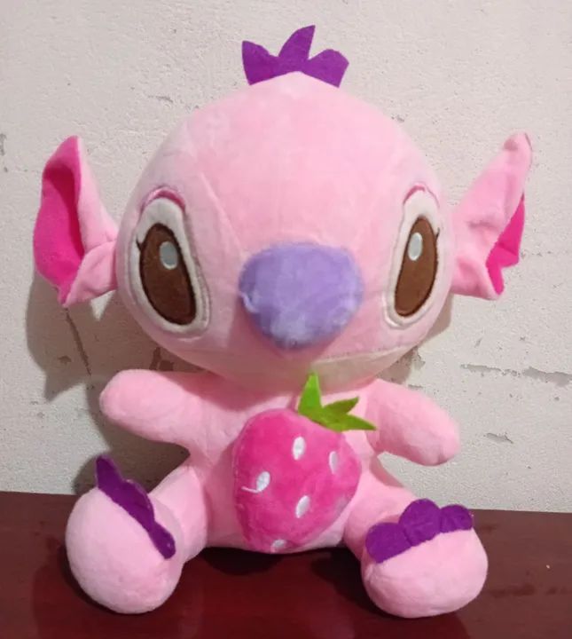 Pelúcia Stitch Rosa com Morango - Nova