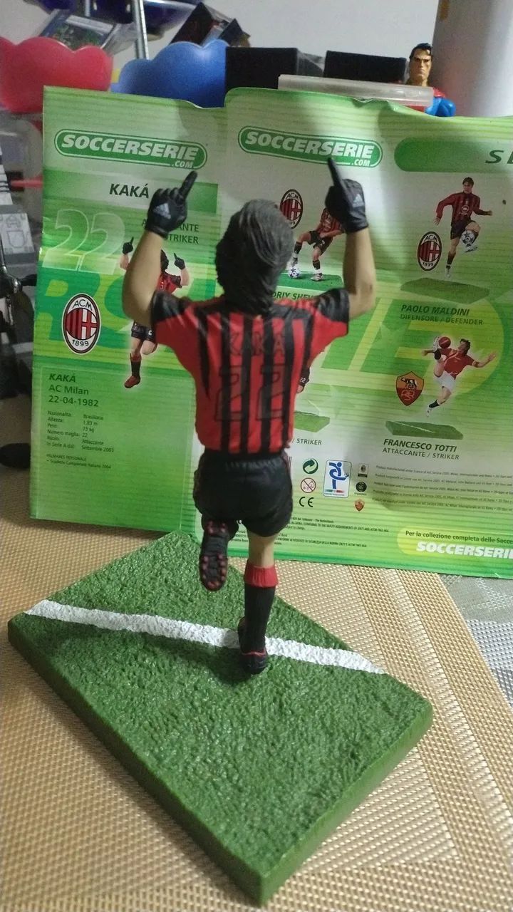 Miniatura do jogador Kaká - AC Milan - Soccer Serie 16 cm - Foto 3