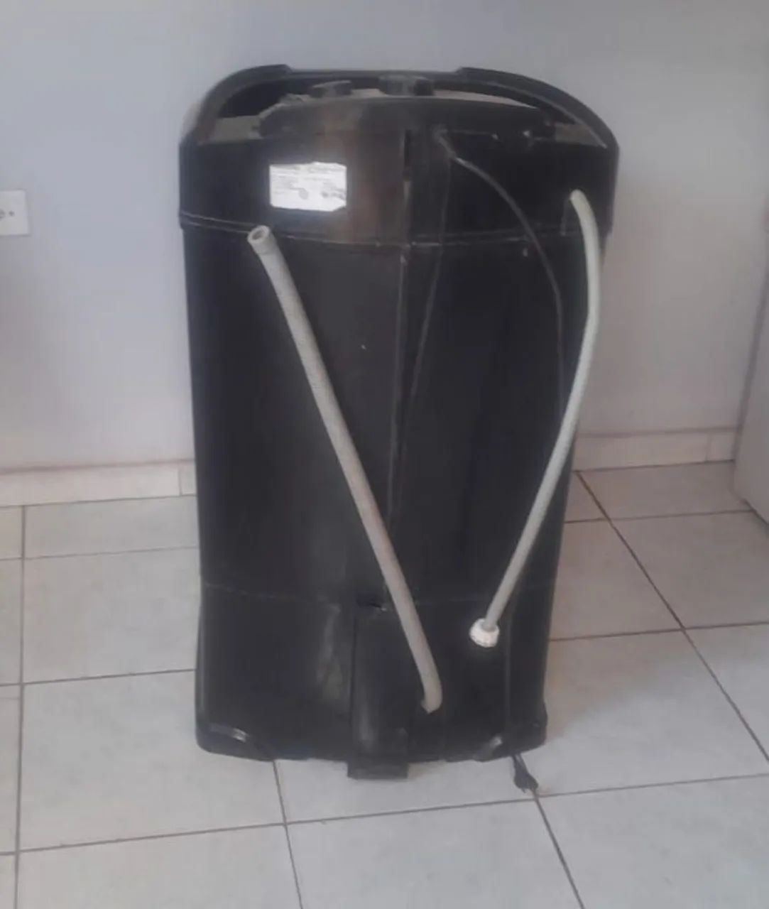 Tanquinho, 10 kg funciona perfeitamente, só não tem A. Tampa - Foto 3